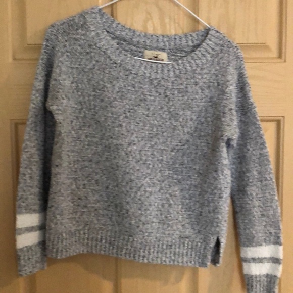 Hollister women’s sweater crew neck small - Picture 1 of 4